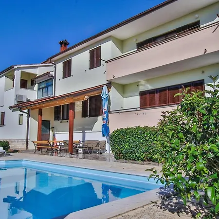 Leccino Apartment *